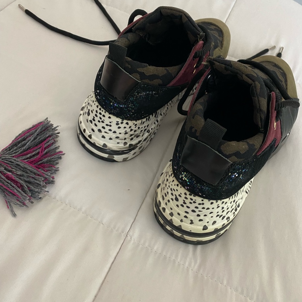 steve madden sneakers